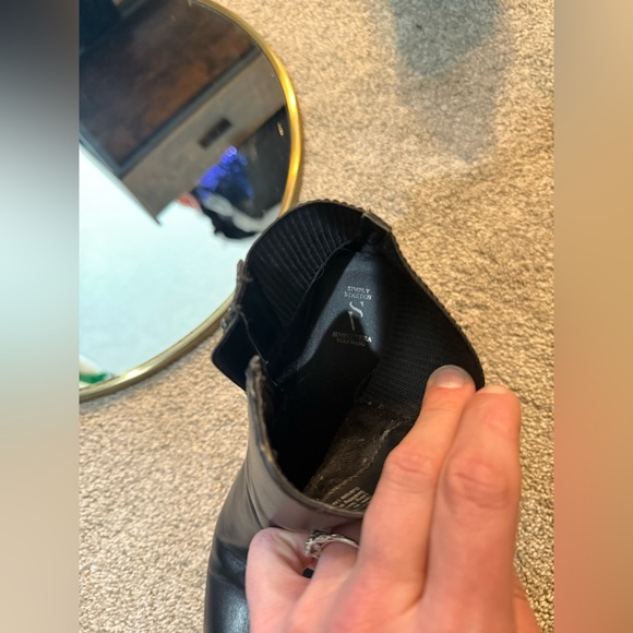 Vera Wang Black Booties 9M - Picture 15 of 16